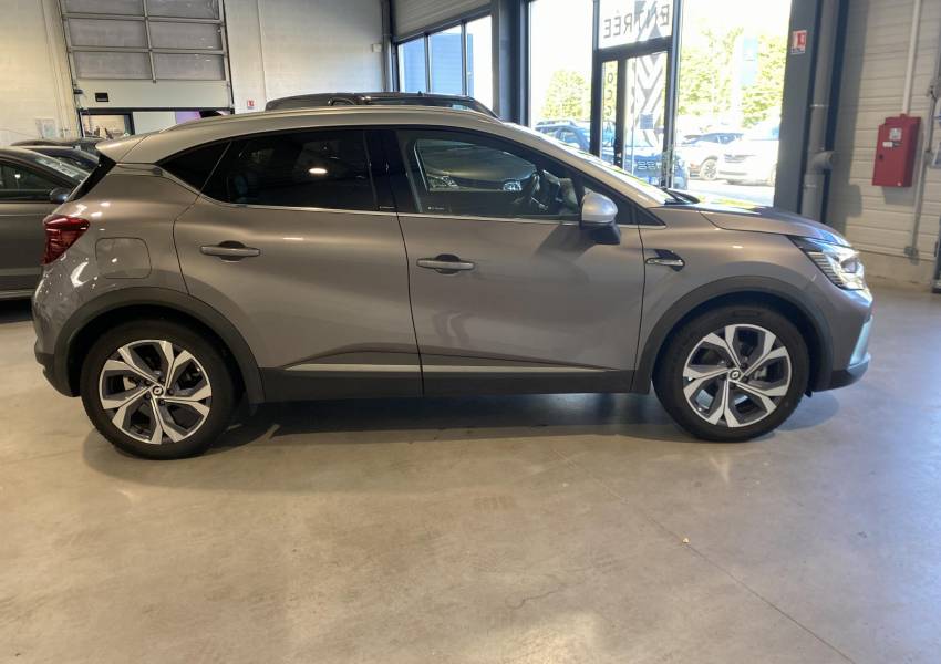 Renault Captur (2) R.S. Line E-Tech hybride 145 -21B
