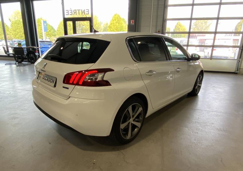 Peugeot 308 (2) 2.0 BlueHDi 150 S&S EAT6 Allure