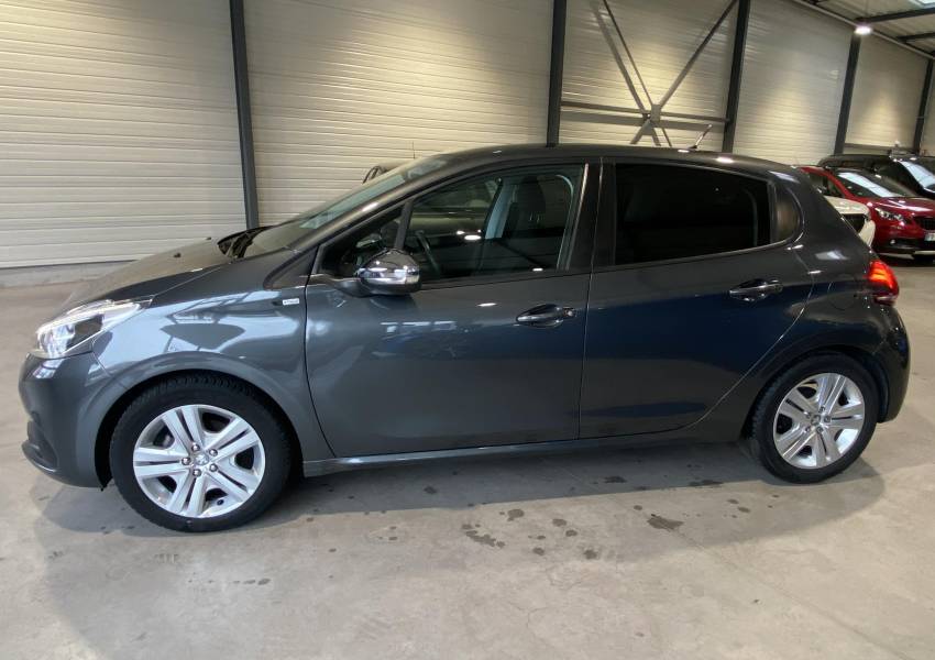 Peugeot 208 1.2  82 Style