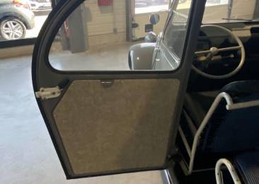 Citroën 2 CV  Portes Suicides