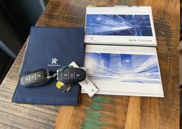 Peugeot 3008 (2) Puretech 180 S&S EAT8 GT LINE