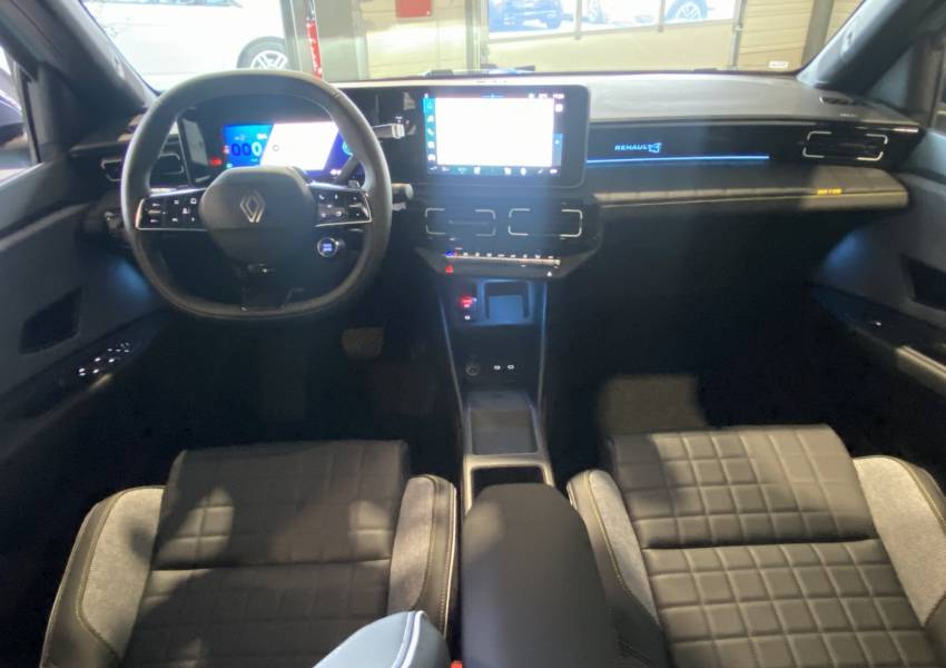 Renault 4 (2) iconic 150 ch autonomie confort Prime Coup De Pouce De 3620€ Déduit