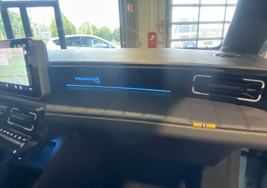 Renault 4 (2) iconic 150 ch autonomie confort Prime Coup De Pouce De 3620€ Déduit