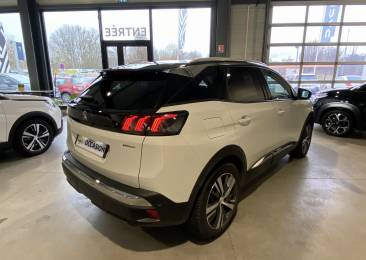 Peugeot 3008 (2) 1.6 HYBRID 225 E-EAT8 Allure Pack