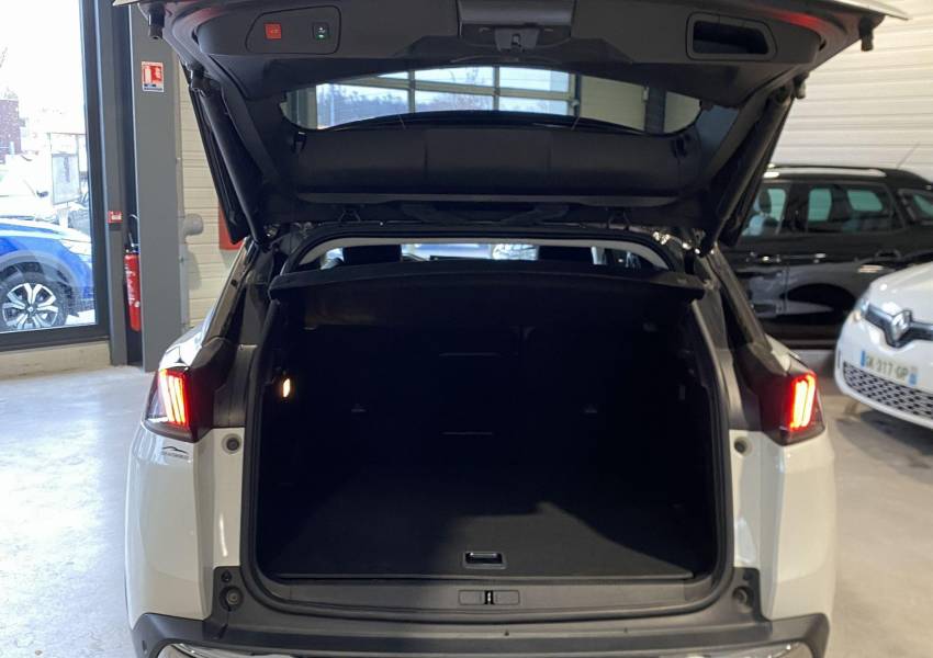 Peugeot 3008 (2) 1.6 HYBRID 225 E-EAT8 Allure Pack