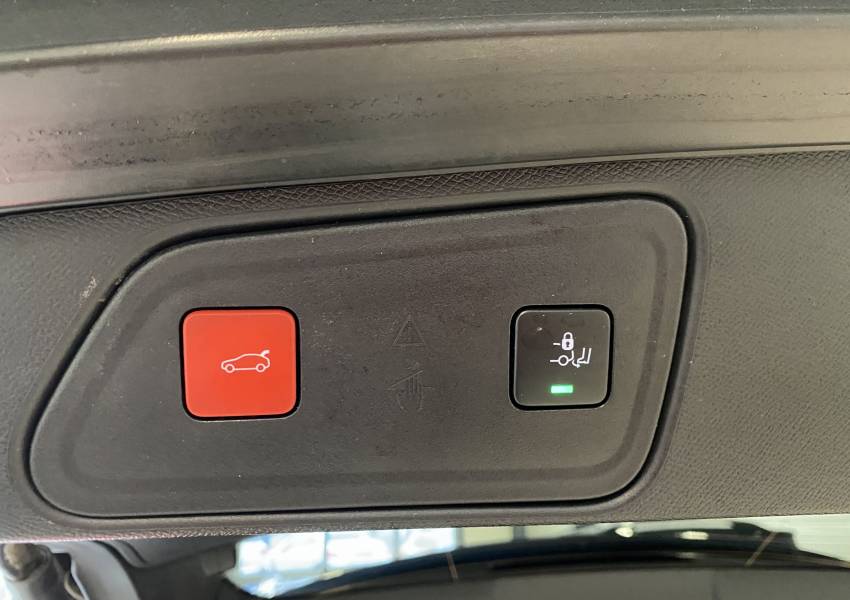 Peugeot 3008 (2) 1.6 HYBRID 225 E-EAT8 Allure Pack