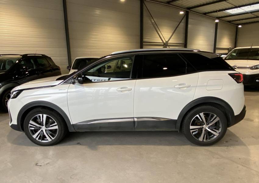 Peugeot 3008 (2) 1.6 HYBRID 225 E-EAT8 Allure Pack