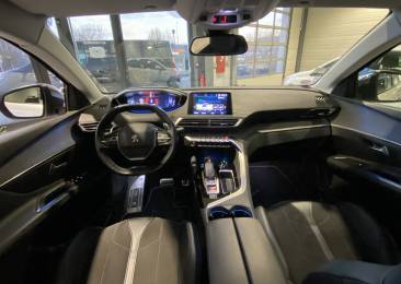 Peugeot 3008 (2) Puretech 130 S&S EAT8 CROSSWAY