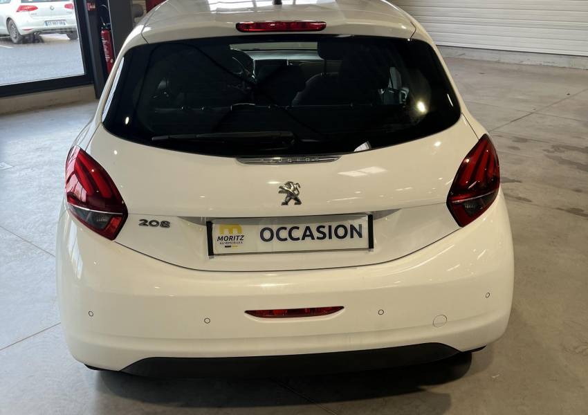 Peugeot 208 Affaire 1.6 BLUEHDI 100 PREMIUM PACK