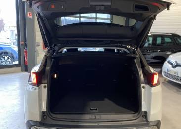 Peugeot 3008 (2) 1.6 HYBRID 225 E-EAT8 Allure Pack