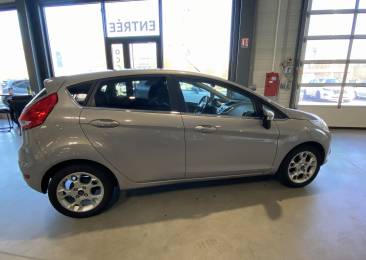 Ford Fiesta (6) 5P 1250 82ch BVM5 Techno edition