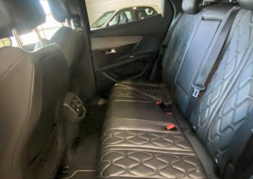 Peugeot 3008 (2) 2.0 BLUEHDI 180 S&S EAT8 GT