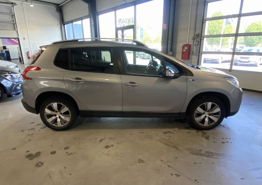 Peugeot 2008 1.2 L 82 Style 