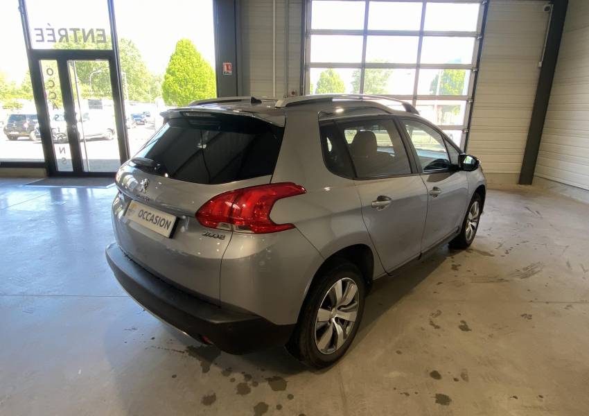 Peugeot 2008 1.2 L 82 Style 