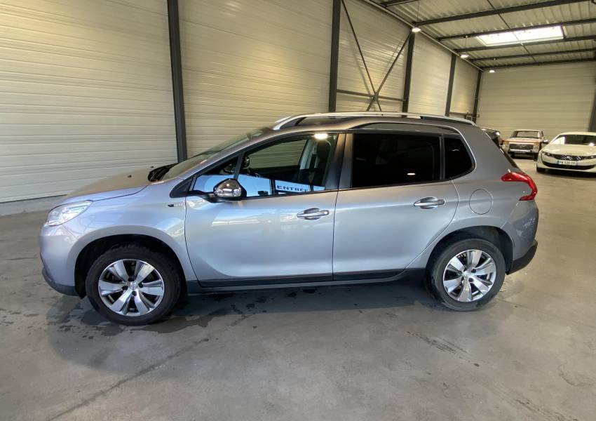 Peugeot 2008 1.2 L 82 Style 