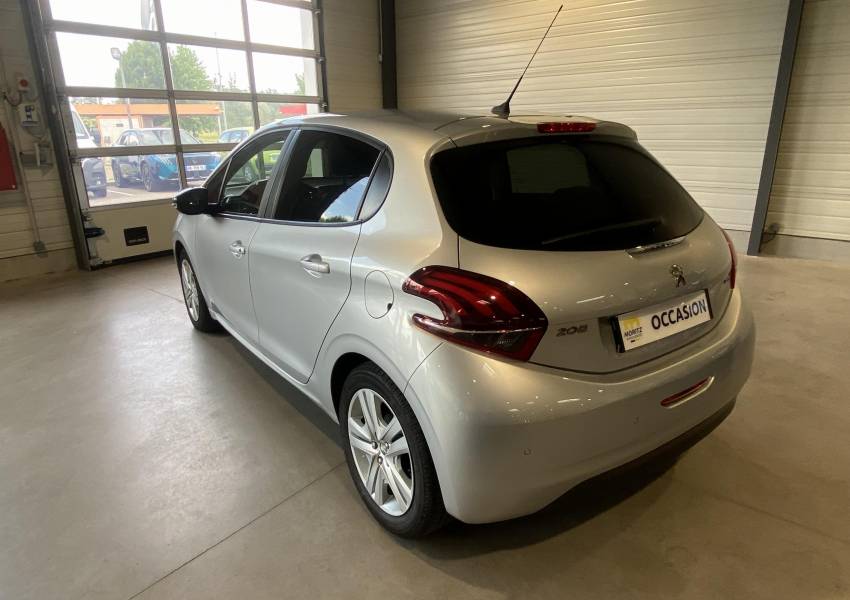 Peugeot 208 1.2L 82 Style