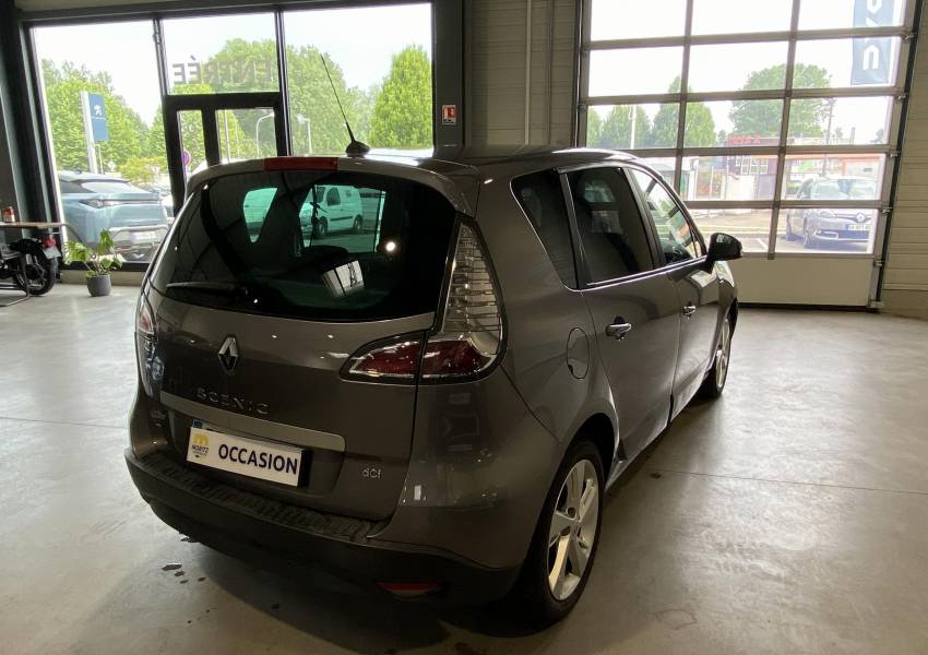 Renault Scénic (3) Limited dCi 110