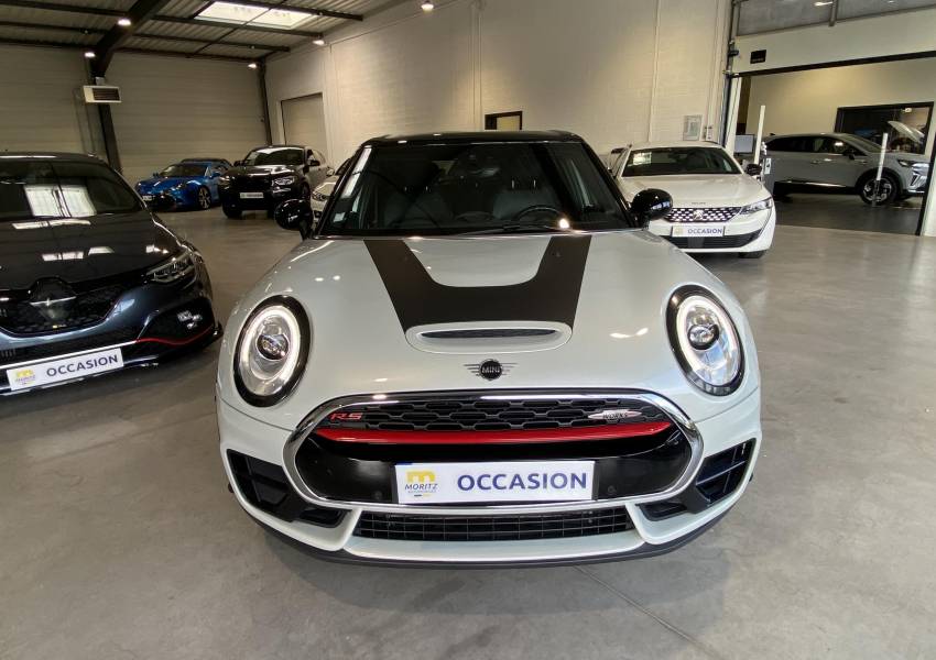 Mini Clubman (2) John Cooper Works 231 ch BVA8