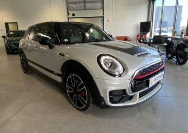 Mini Clubman (2) John Cooper Works 231 ch BVA8