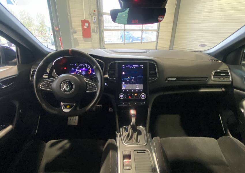 Renault Mégane Berline (4) R.S. 300 EDC