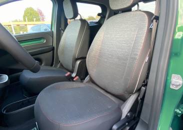 Renault Twingo E-tech (4) techno 80 ch autonomie urbaine (PRIMME CEE 3620Euros  DEDUITE)